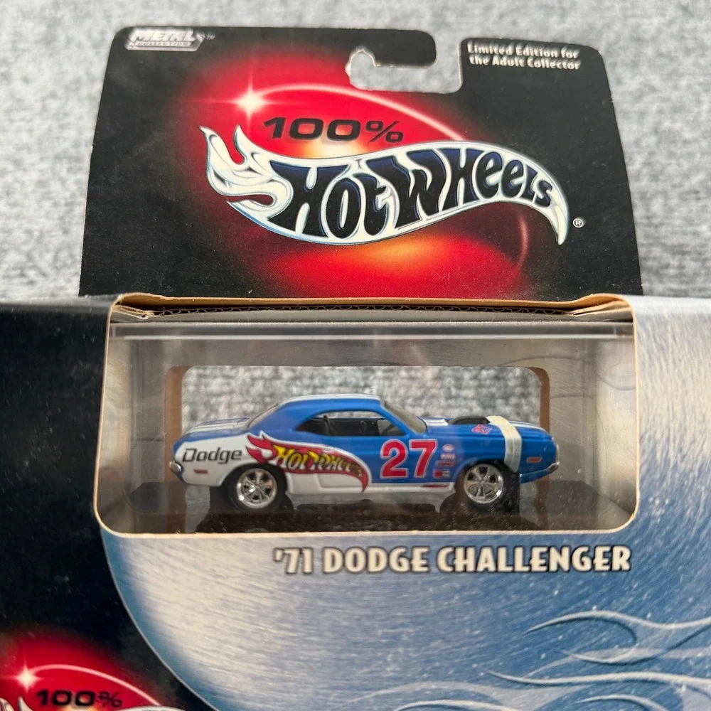 Hot Wheels '71 Dodge Challenger 1:64 Blue 2003 Metal Collection 57344 No. 24